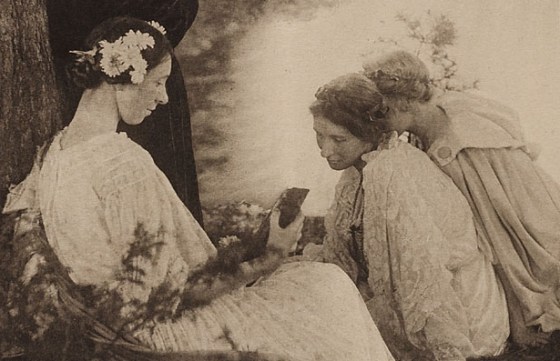 Ausschnitt aus "The Seasons" Museum für Kunst und Gewerbe Hamburg, CC0