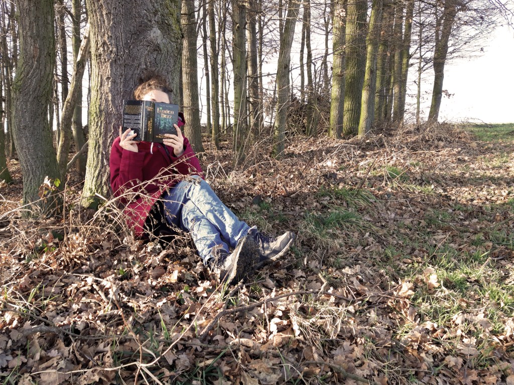 Tala T. Alsted mit ihrem Zeitreise-Roman "Lindenherz - 824 Jahre durch die Zeit"