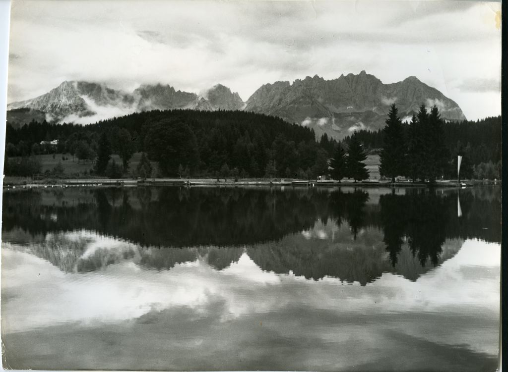 Der Schwarze See von Alwin Tölle ( - ) - Badisches Landesmuseum Karlsruhe, Germany - CC0.